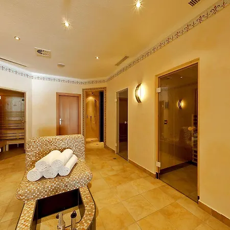 Bruno Hotel
