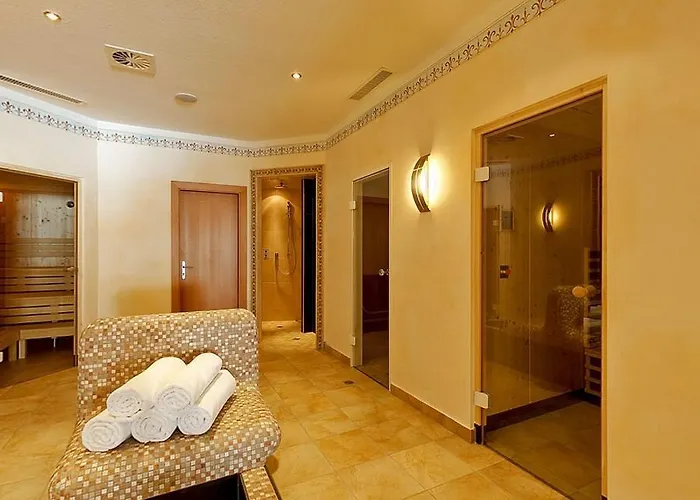 Bruno - In - Out Hotel