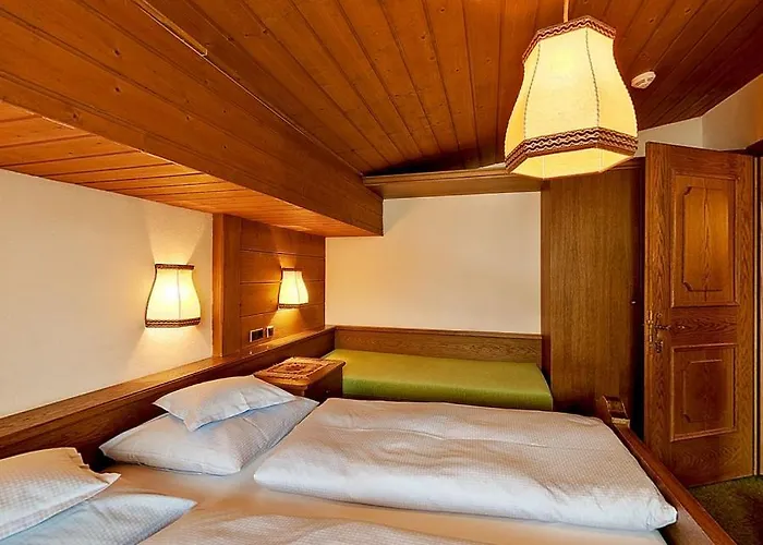 Bruno - In - Out Hotel Solden