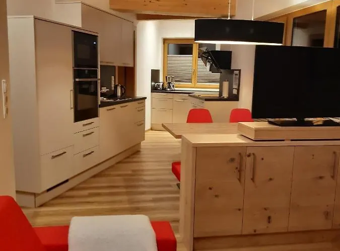 Bruno - In - Out Hotel Solden