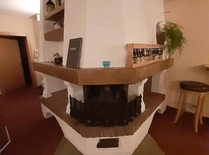 Hotel Bruno - In - Out