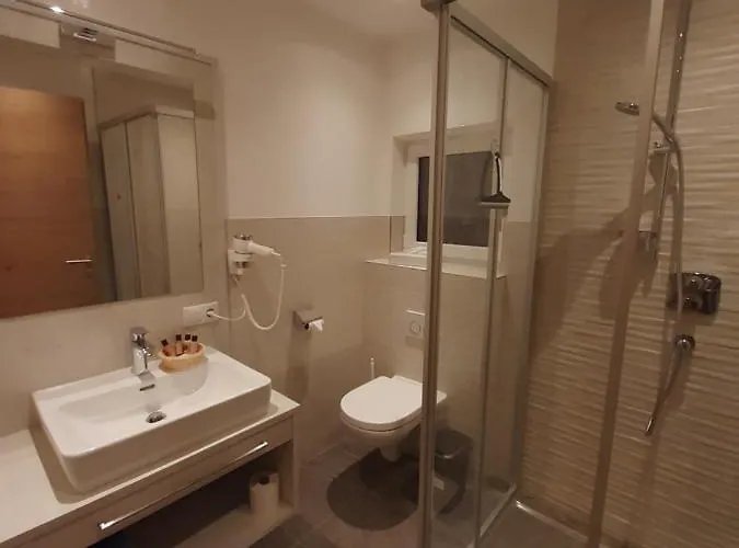 Hotel Bruno - In - Out Solden