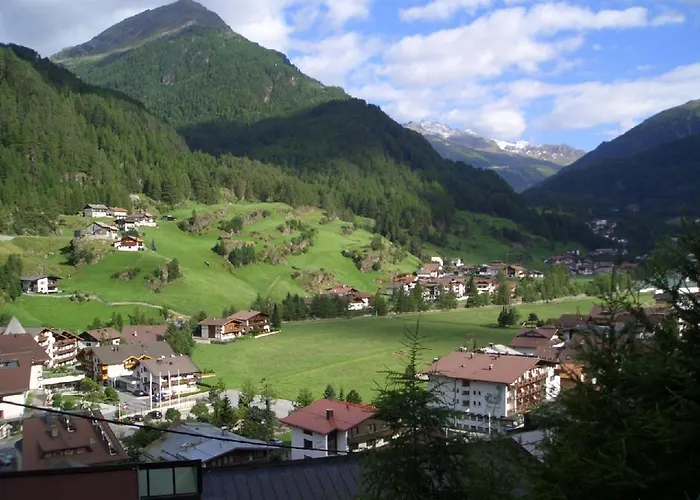 Bruno - In - Out Hotel 3*